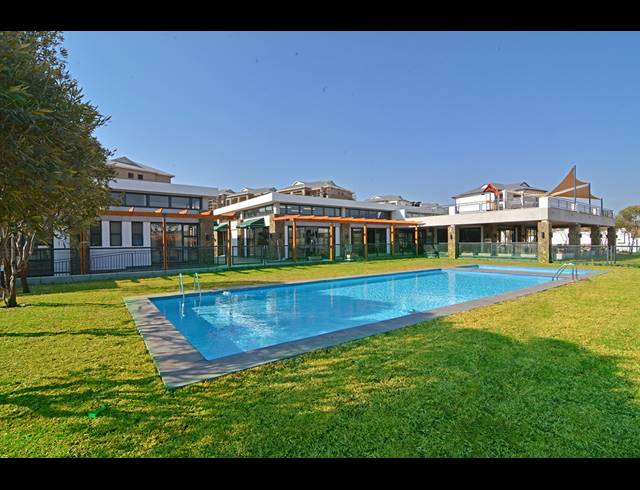 1 BEDROOM APARTMENT FOR SALE IN MODDERFONTEIN